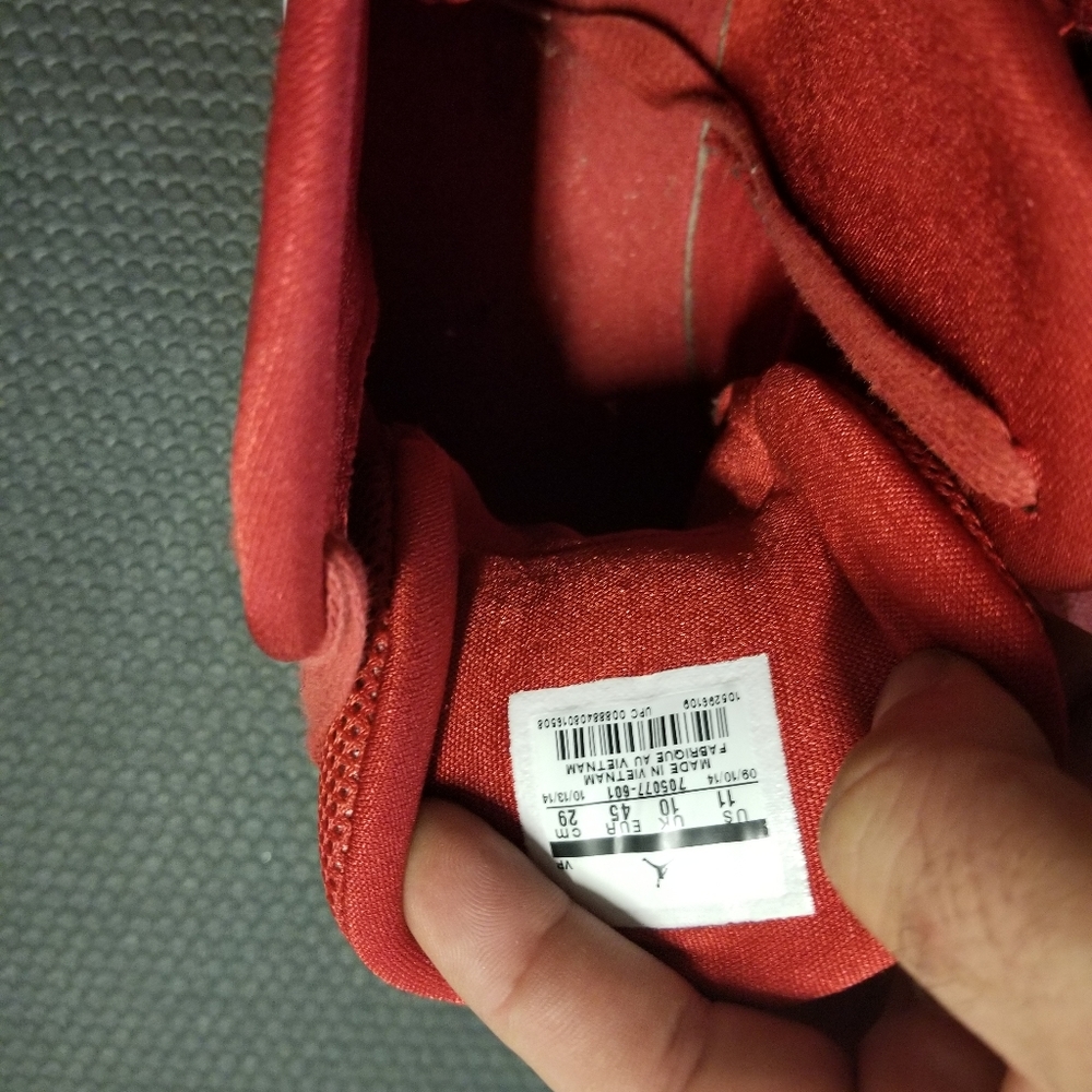 Nike Air Jordan - Picture 2 of 2